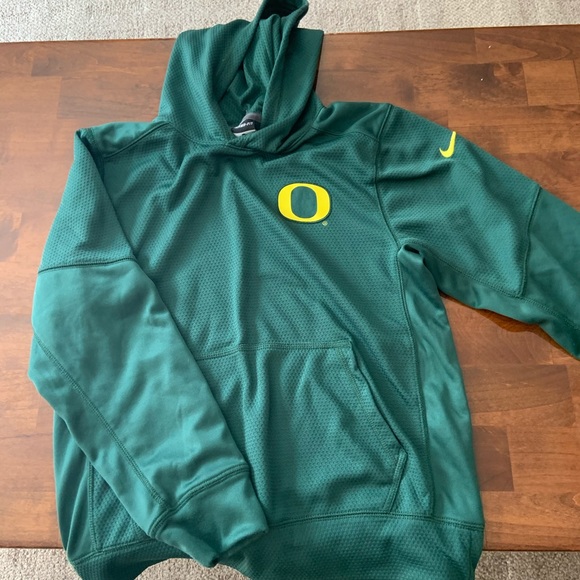 Nike Jackets & Blazers - Oregon state sweatshirt